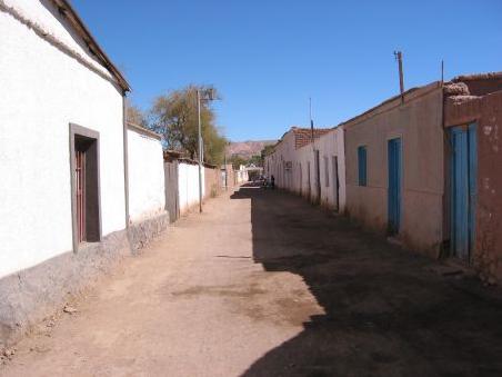 San Pedro de Atacama, hinten links da wohnen wir