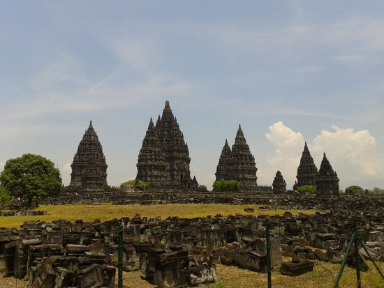 Prambanan die größte hinduistische Tempelanlage