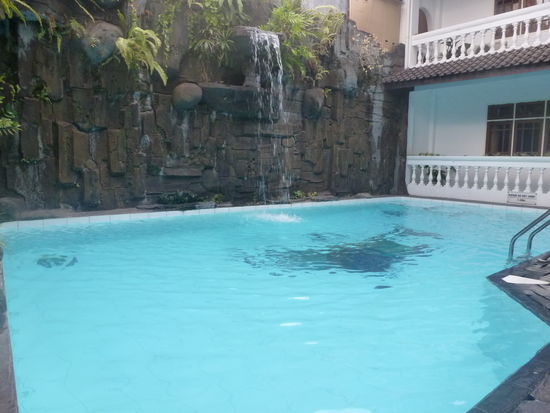 Pool vom Bladok Losmen.