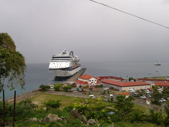 Kreuzfahrtschiff in st. George