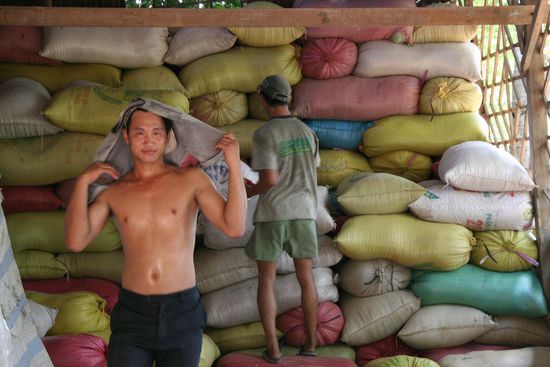 Entladung von Reissaecken