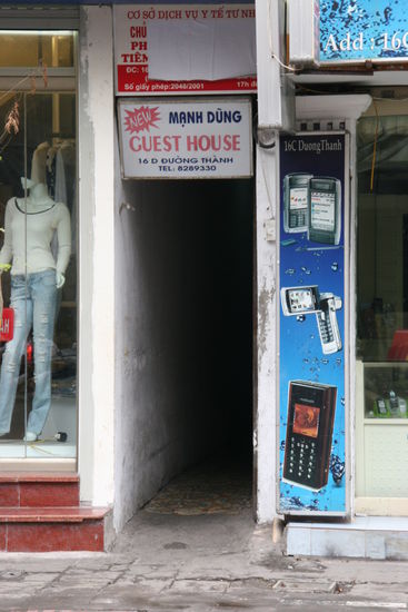 Eingang zu meiner Unterkunft, ist aber nicht so schlimm, wie es aussieht.