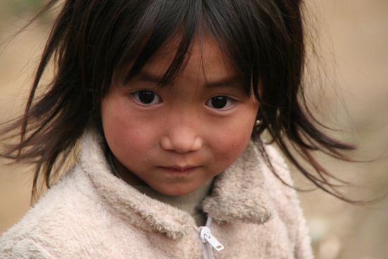 Ein kleines Mädchen, unterwegs getroffen