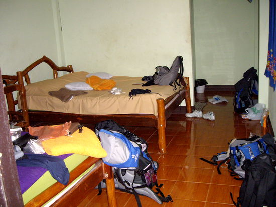 Kurz nach dem Zimmerbezug.