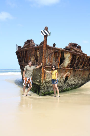 das beruehmte schiffswrack auf fraser island
