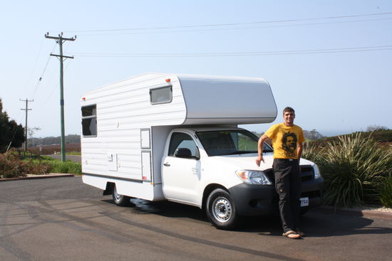 armin und unser luxus hilux