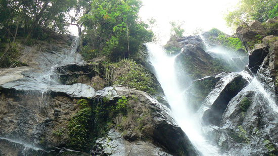 Der Mokfa Wasserfall.