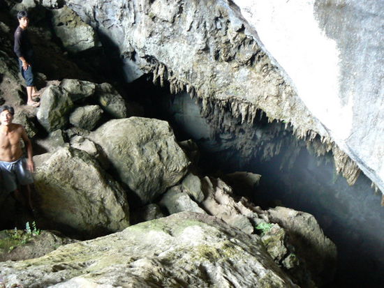 Papuek Cave