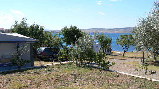 ...direkt am Meer gelegen.