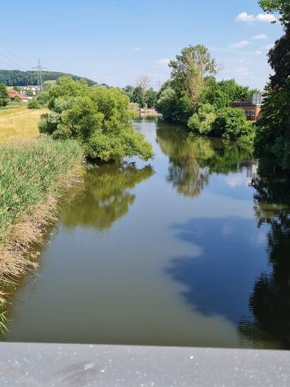 Auf der Mainbrücke bei Altenkunstadt.