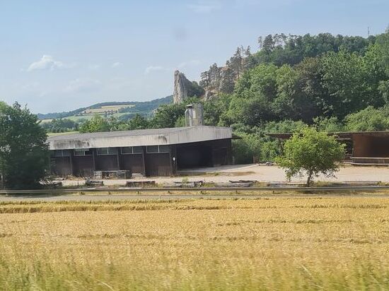 Der Burgstein nochmals aus anderer Perspektive.