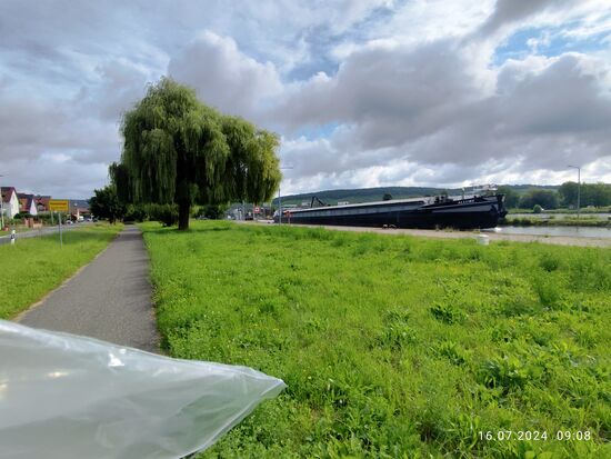 Himmelstadt mit der rechterhand befindlichen Schleuse ist erreicht.