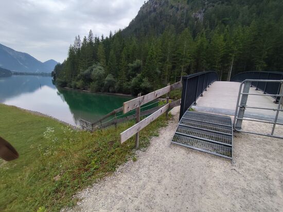 Wäre ich doch hier wieder rüber ...