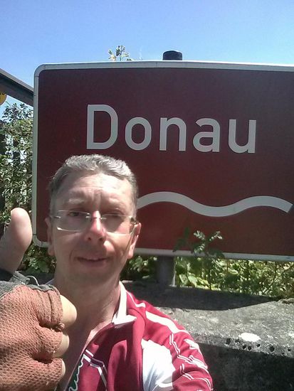 Hauptsache Donau und sonst auch alle menschlichen und technischen Systeme o.k. !!!