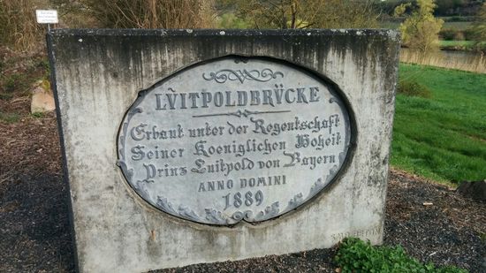 Der Horst (Seehofer) wird unter seiner Regentschaft vielleicht noch die eine oder andere Brücke erbauen lassen, aber gewiß nicht in Rheinland-Pfalz 