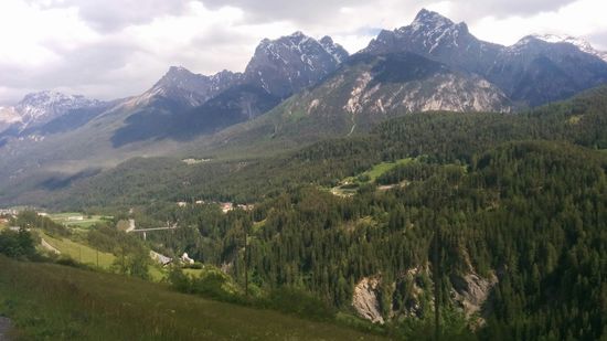 Weiterhin auf der Abfahrt nach Scuol.
