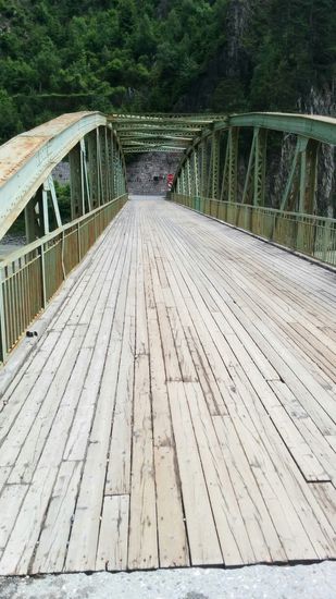 Nochmal die Pontlatz Brücke mit ihrem Holzbelag.