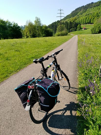 Fernab vom Kfz-Straßenverkehr, so ist's fein !