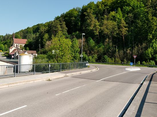 Für mich gilt es aber jetzt in der Gegenwart von Mai 2017 wieder ein kleines Stück zurück und wieder weiter am Neckar entlang zu rollen.