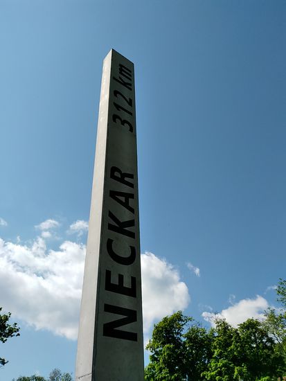 und hat noch 312 km bis zur Mündung in den Rhein bei Mannheim gegenüber der BASF in Ludwigshafen zurückzulegen.