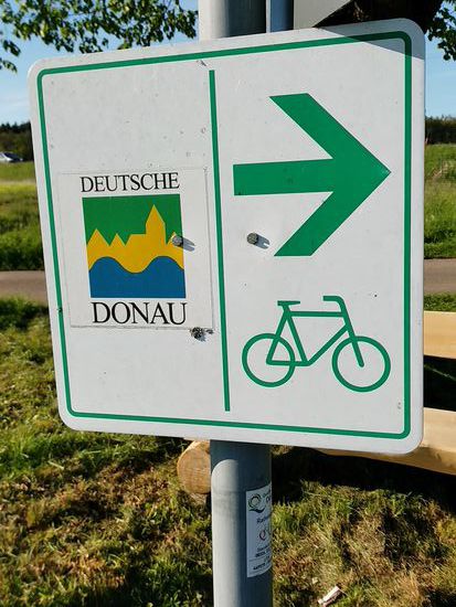 Diesem Hinweisschild gilt es jetzt zu folgen.