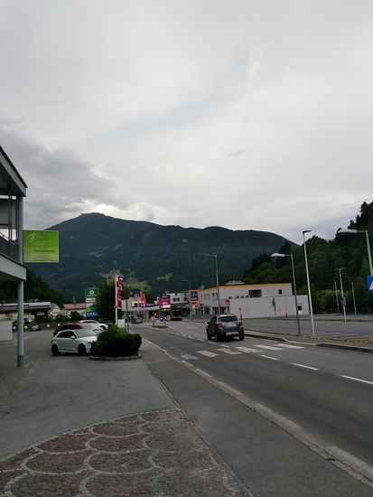 Der Krahberg (2208 m) in östlicher Richtung.