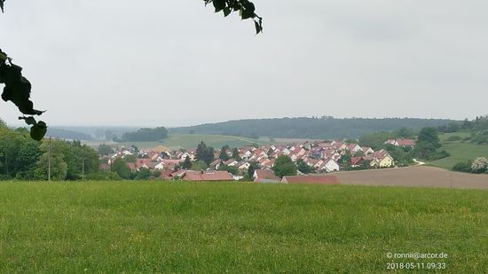 Unterhausen vom Latour-Denkmal aus gesehen.