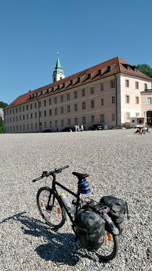 Ein Flügel des Klostergebäudes.