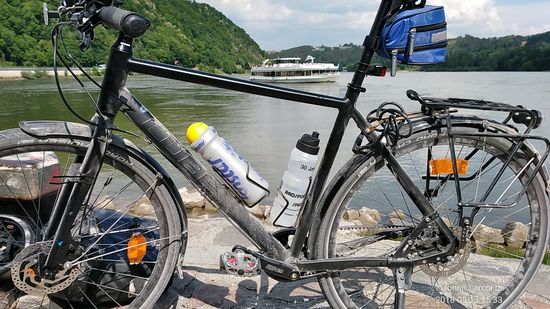 Das Rad trägt nach vier Tagen Rollstrecke mit vielen geschotterten Passagen deutliche Spuren von "Staub-Patina".