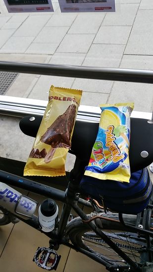 Ohne Eis geht's wie allermeistens nicht.
Und es dürfen auch mal zwei sein  