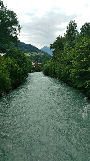Die Sanna gegen die Flußrichtung kurz vor der Mündung in den Inn.