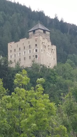 Letztmalig Schloß Landeck