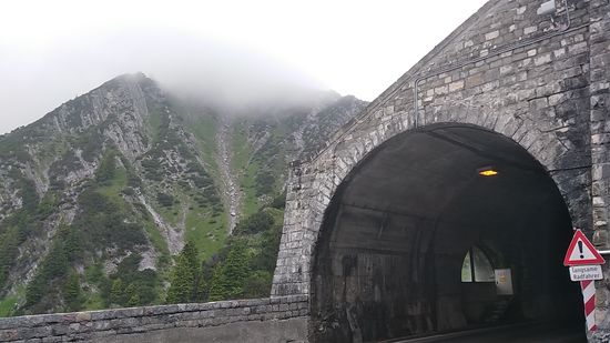 Nach einem freien Zwischenstück geht's in die Röhre.