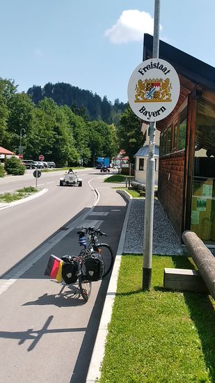 ...schon zum Teil in Bayern, ...