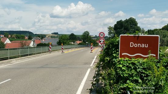 Die vom Lechspitz aus sichtbare Donaubrücke Rain - Marxheim.