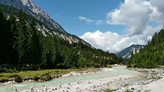 Blick zurück, die aufziehenden Wolken blieben harmlos.