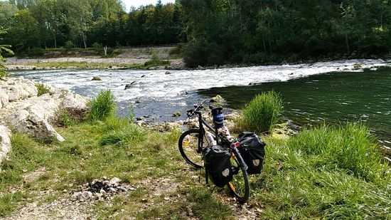 Von derselben Radposition aus ein Blick auf einen Wasserbelebungsabschnitt, den ich 11 Tage vorher am zweiten Reisetag schon von schräg links gegenüber aus abgelichtet hatte.