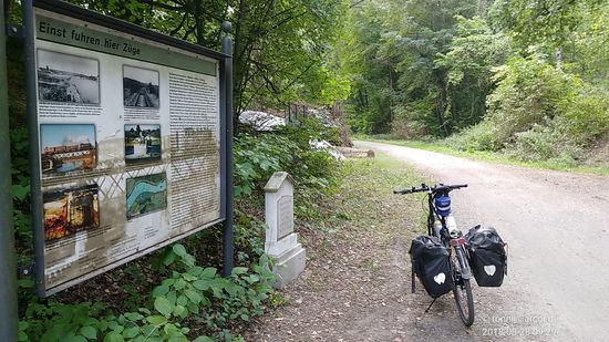 Früher Züge, jetzt Radler: "Bahntrassenradeln" nennt sich dies im Radlerjargon.