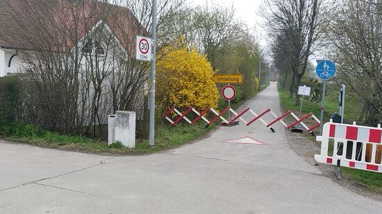 Nur zu gut, daß sich die Umleitung nicht allzu lange hinzog und meinen NICHT vorhandenen Zeitplan auch nicht torpedieren konnte