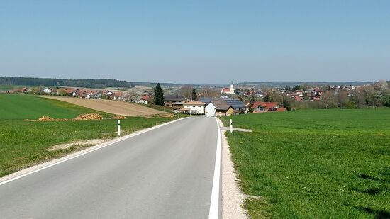 Rückblick nach Mitterskirchen auf Höhe der Kapelle.