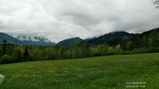 Der gleichzeitige Blick zurück gen Westen macht noch Sorgen, ob es doch noch wieder zuziehen könnte.