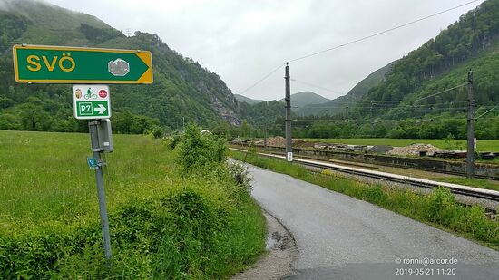 Man könnte meinen, ennsabwärts zu radeln wäre von "normalen" Gegensteigungen abgesehen, eine ruhige Nummer, wie etwa am gestrigen Tag durch das Gesäuse.