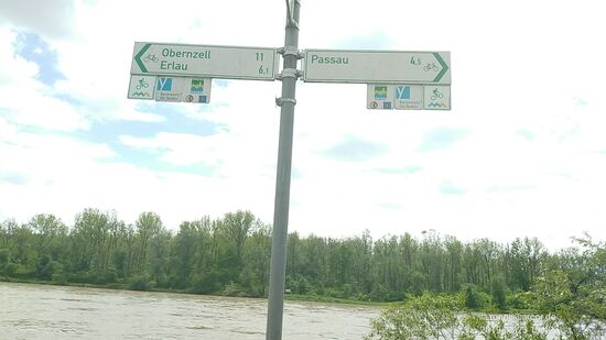 Viereinhalb "Finger" noch bis Passau, das aktive Tourende rückt in faßbare Nähe.