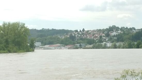 Der Passauer Ortsteil Lindau in der Ferne.