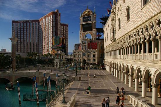Venetian von der Rialto-Brücke aus