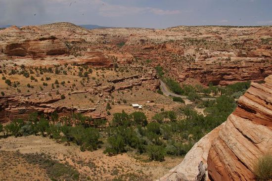 irgendwo in dieser riesigen Felslandschaft