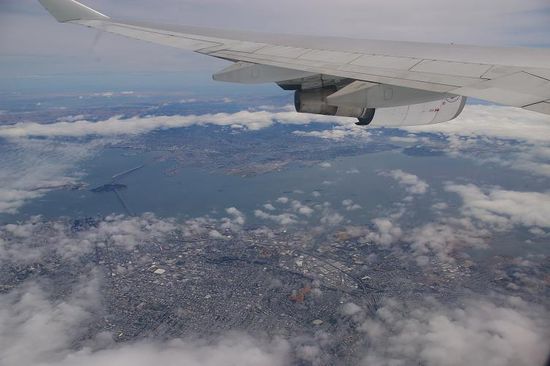 Anflug über die Bay auf San Francisco