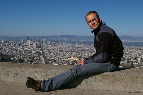 Blick von den Twin Peaks auf die City