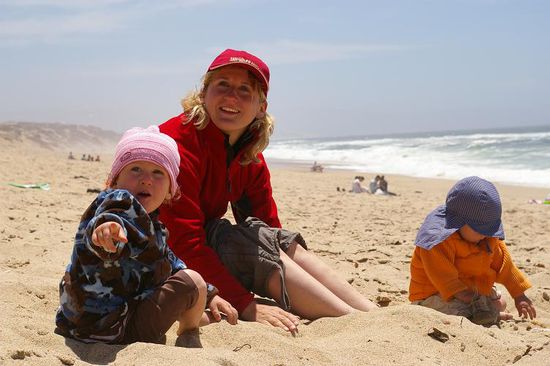 großer Spielplatz, Wind und hohe Wellen