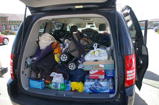 zum Glück haben wir das Auto doch noch etwas größer gewählt...